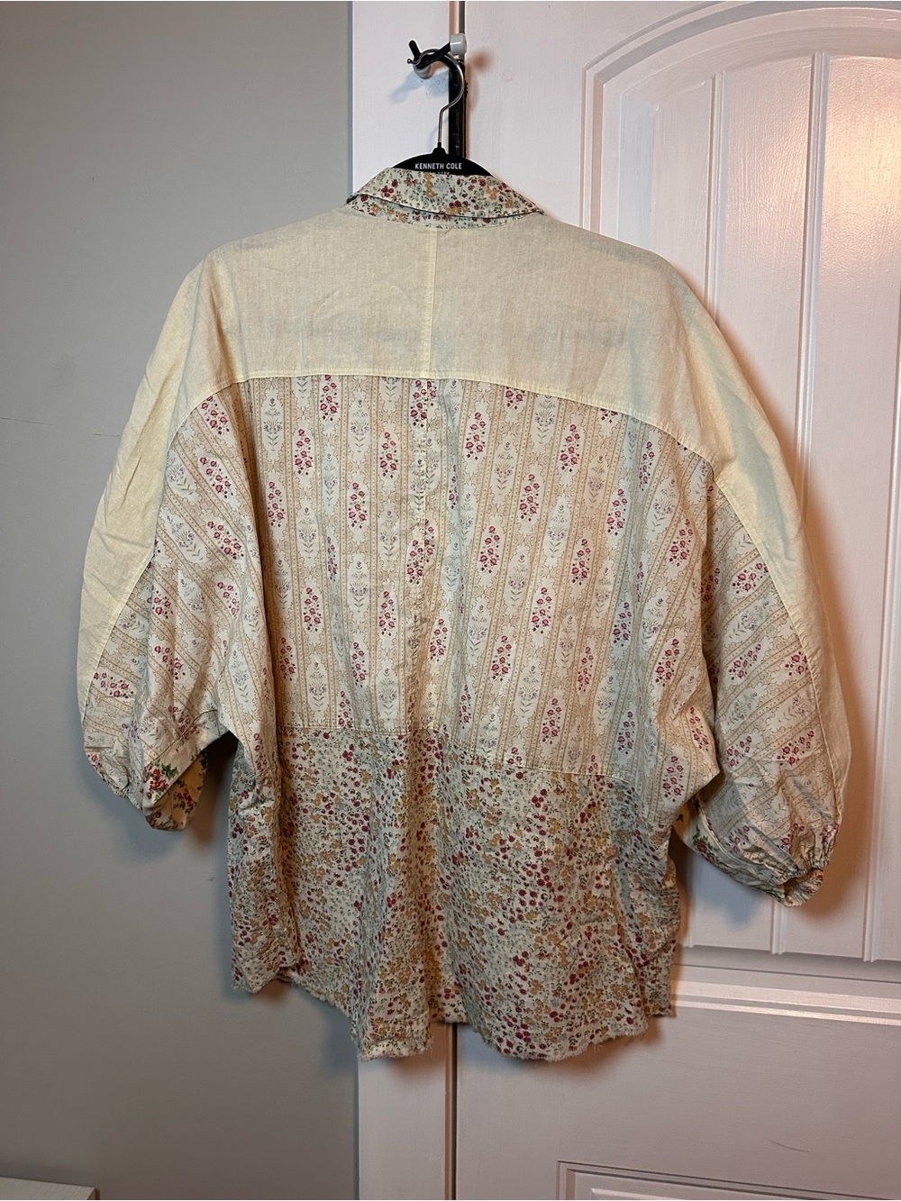 Easel Boho Beige Floral Patchwork Button-Up Blouse - Women's Top Size Large - Picture 9 of 9